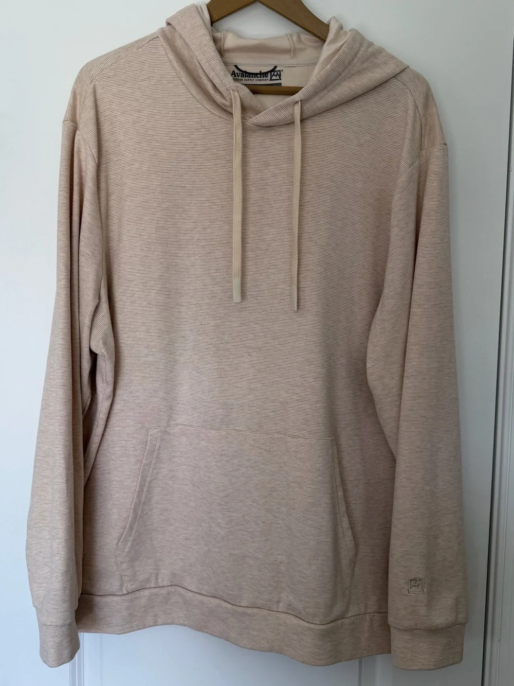 Avalanche Set of 4 Hoodies - Picture 6 of 16